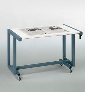 AT 1 Top light table